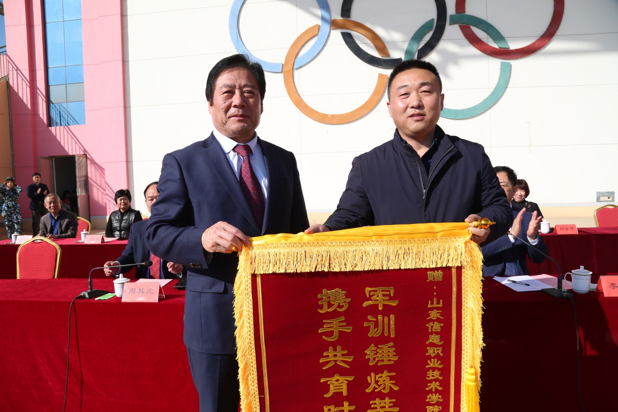 说明: I:\新闻用照片\3Y2A5312.JPG