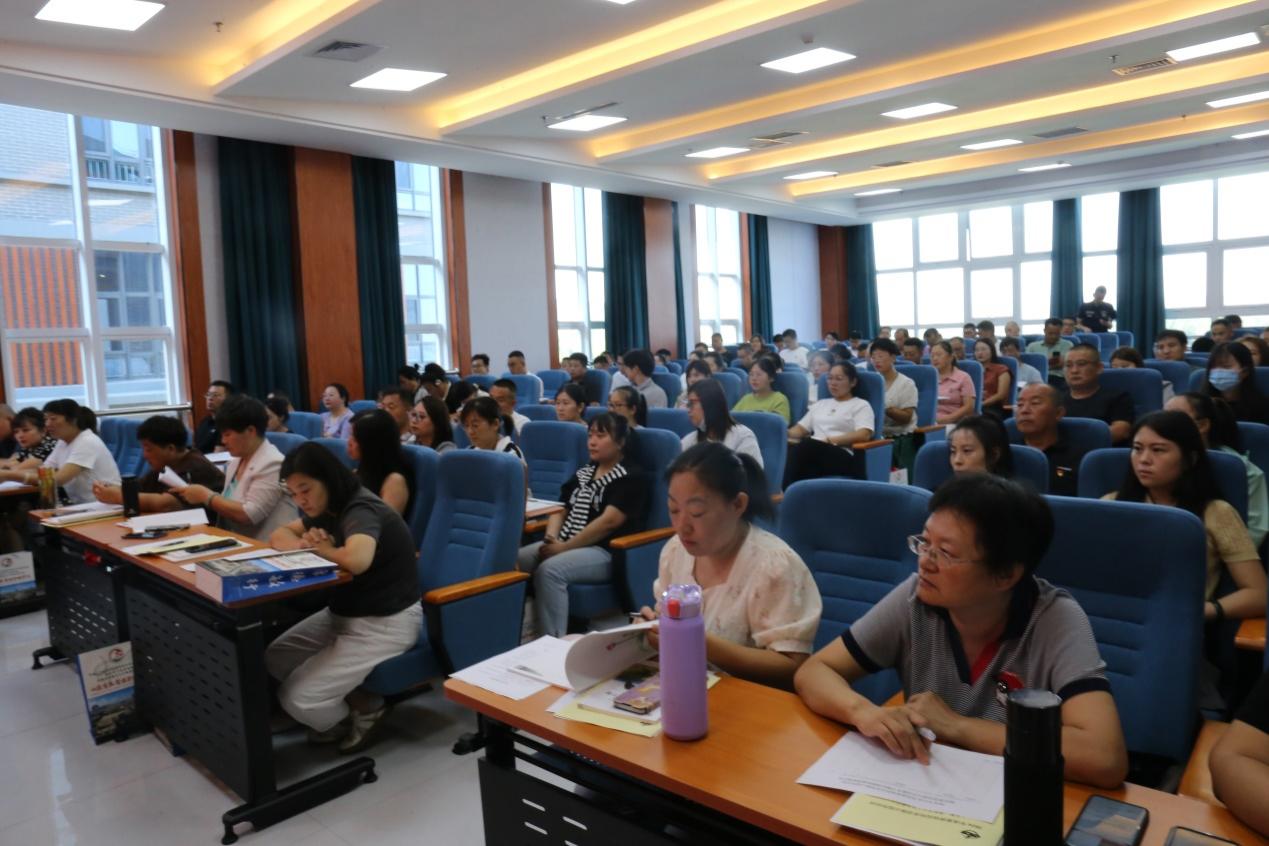 说明: C:\Users\Administrator\Desktop\新建文件夹\IMG_5034.JPG